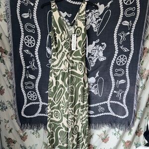 MINKPINK Green and Cream Patterned Dress